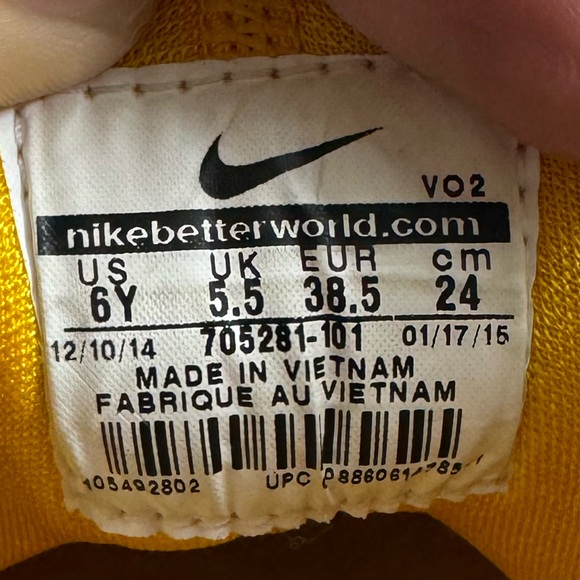 Nike Air Flight Huarache Lakers Youth Boys Size 6Y Basketball Shoes White Purple - Picture 5 of 6